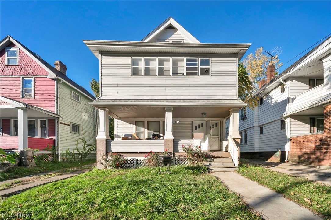 15809 Grovewood Cleveland OH 44110