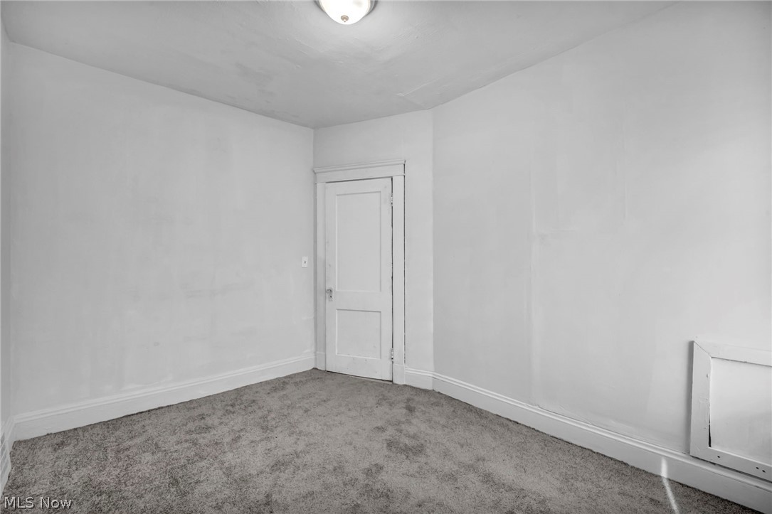 15809 Grovewood Cleveland OH 44110