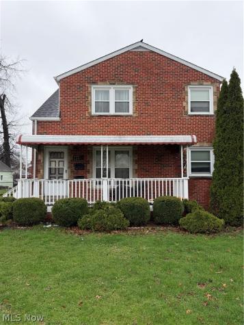 654 E 240 Street Euclid OH 44123