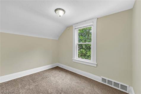 5810 Madison Avenue Cleveland OH 44102