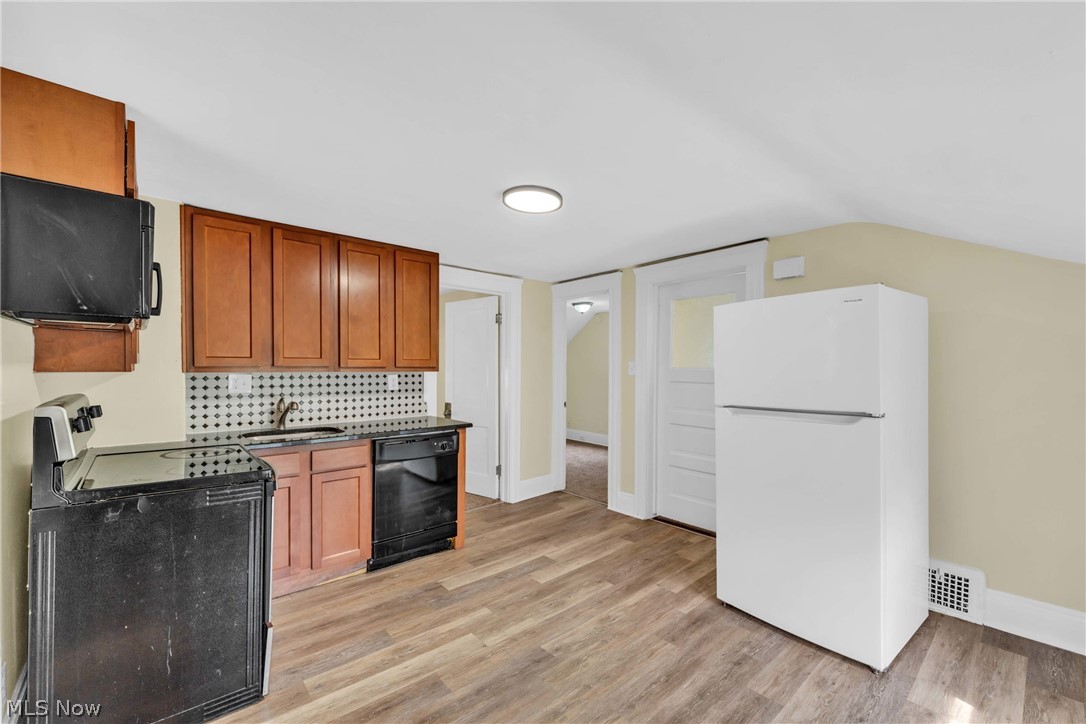 5810 Madison Avenue Cleveland OH 44102