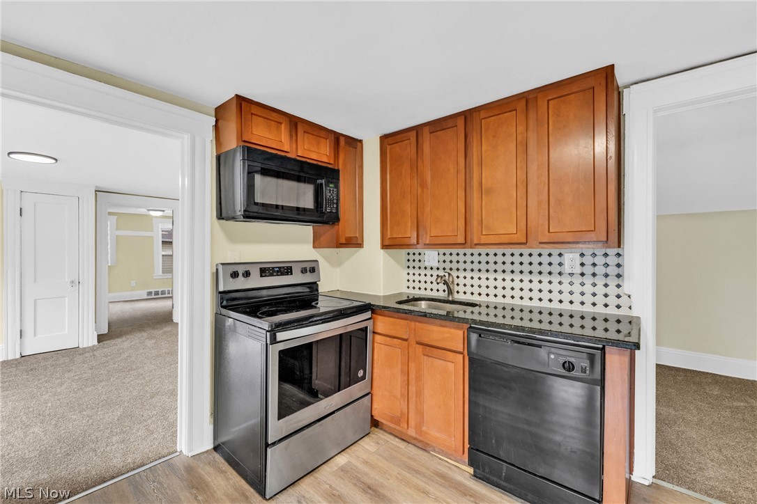 5810 Madison Avenue Cleveland OH 44102