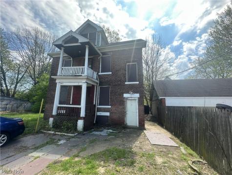 6404 Carl Avenue Cleveland OH 44103