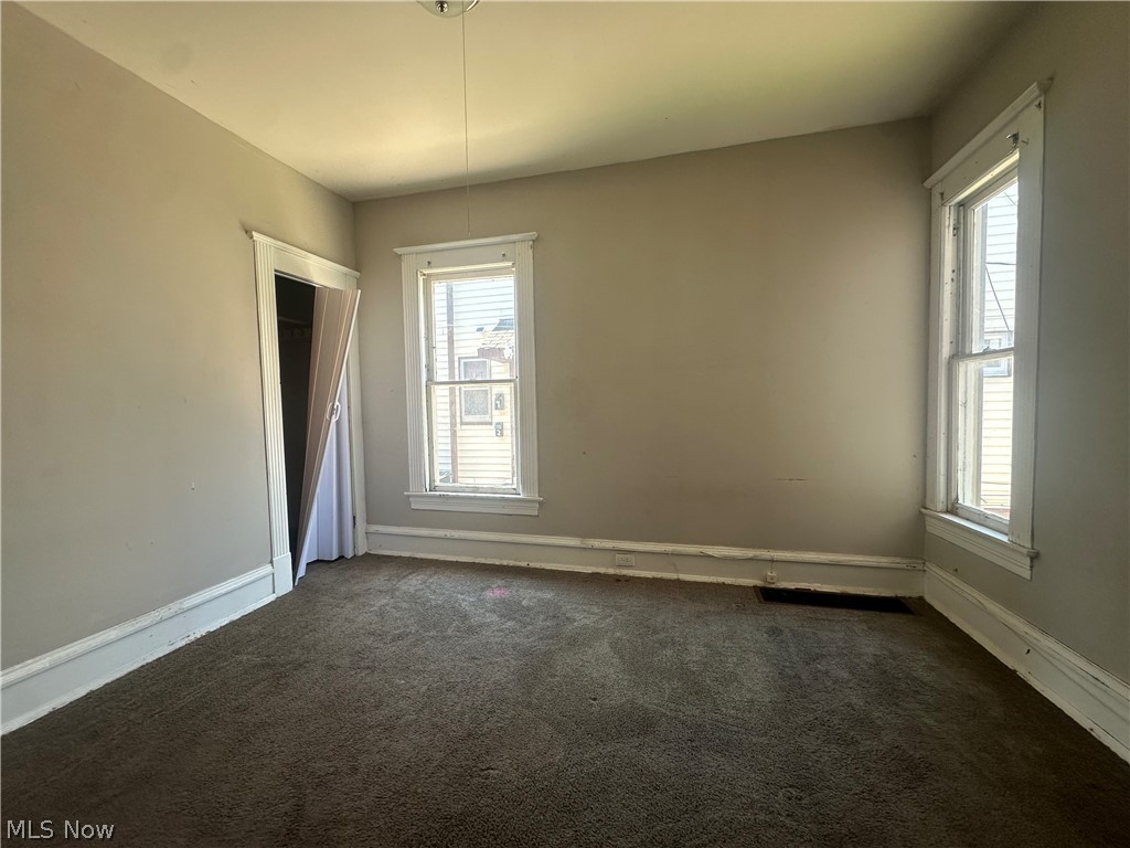 6404 Carl Avenue Cleveland OH 44103