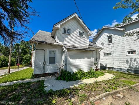 9800 Pratt Avenue Cleveland OH 44105