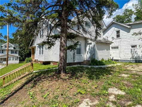 9800 Pratt Avenue Cleveland OH 44105