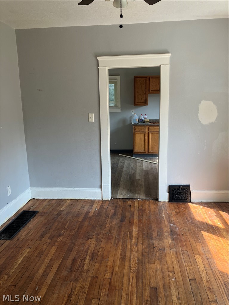 11825 Forest Avenue Cleveland OH 44120