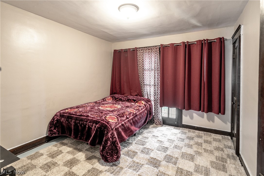 14809 Hilliard Road Lakewood OH 44107