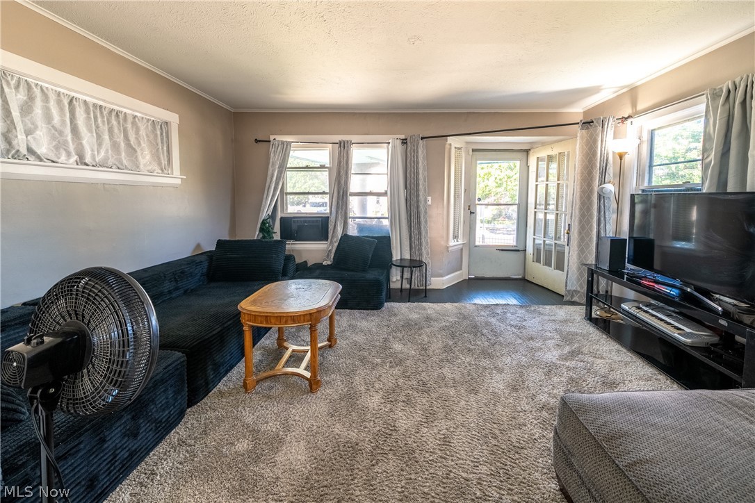14809 Hilliard Road Lakewood OH 44107