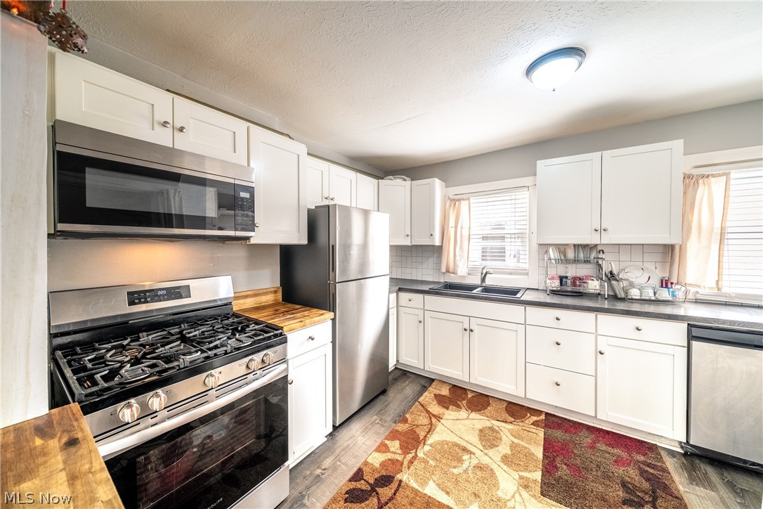 14809 Hilliard Road Lakewood OH 44107