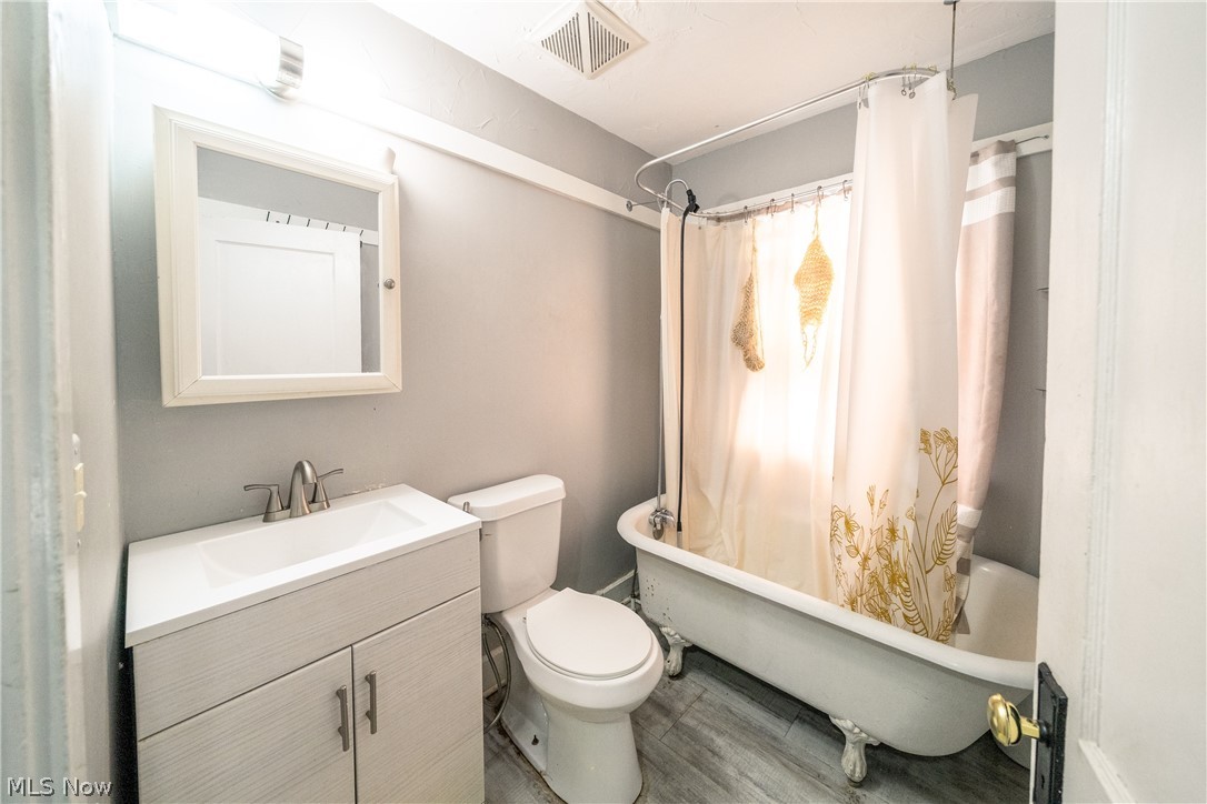 14809 Hilliard Road Lakewood OH 44107