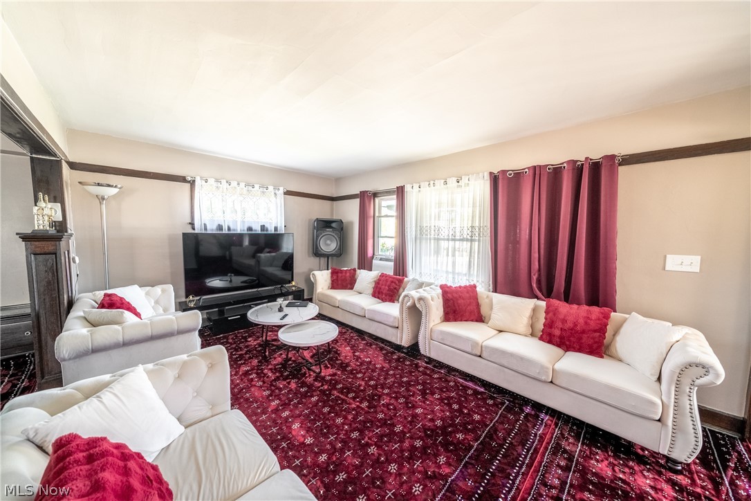 14809 Hilliard Road Lakewood OH 44107