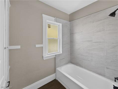 3423 W 49th Street Cleveland OH 44102