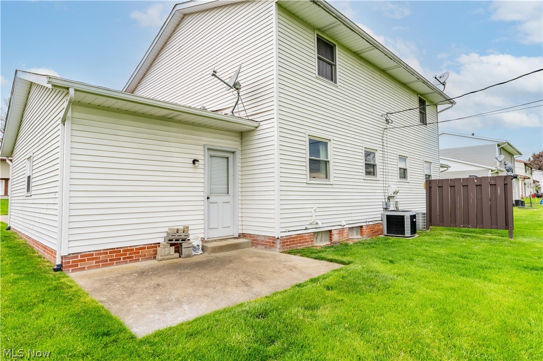 1084-1086 Baier Avenue Louisville OH 44641