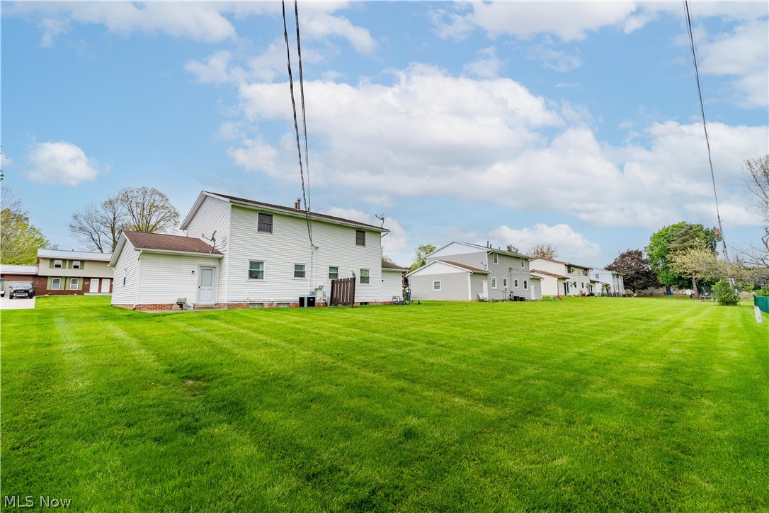 1084-1086 Baier Avenue Louisville OH 44641