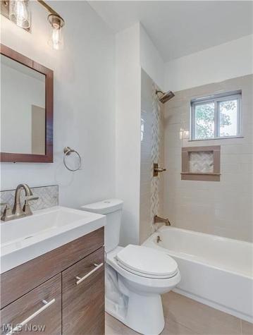 3118 W 82nd Street Cleveland OH 44102