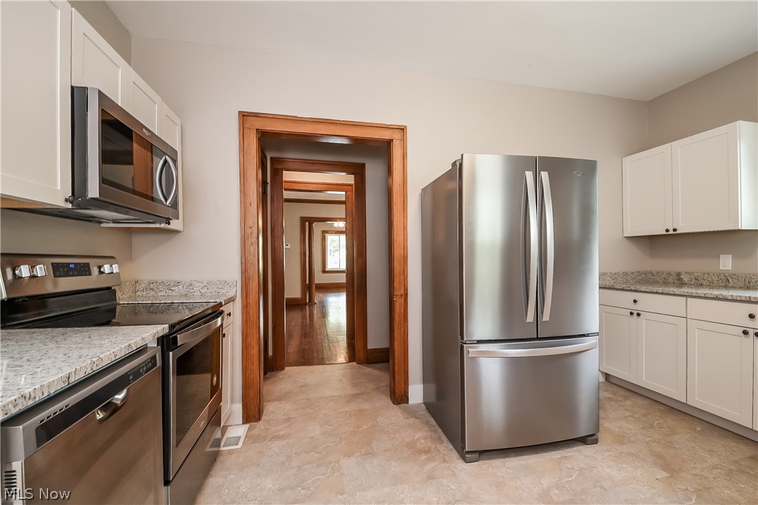 1477 Northland Avenue Lakewood OH 44107