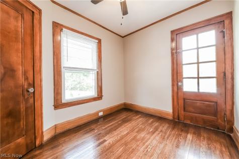 1477 Northland Avenue Lakewood OH 44107