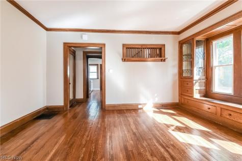 1477 Northland Avenue Lakewood OH 44107