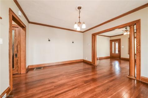 1477 Northland Avenue Lakewood OH 44107