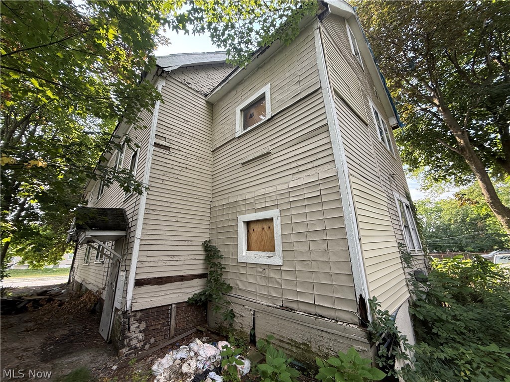3384 E 121st Street Cleveland OH 44120