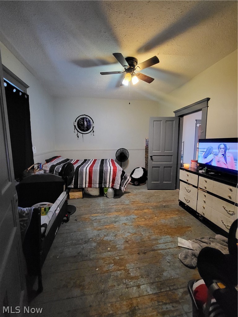1027 Adams Street Coshocton OH 43812