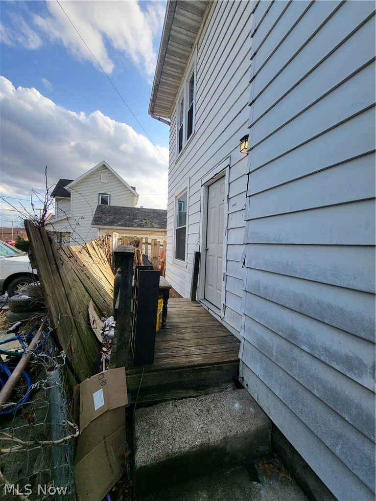 1027 Adams Street Coshocton OH 43812