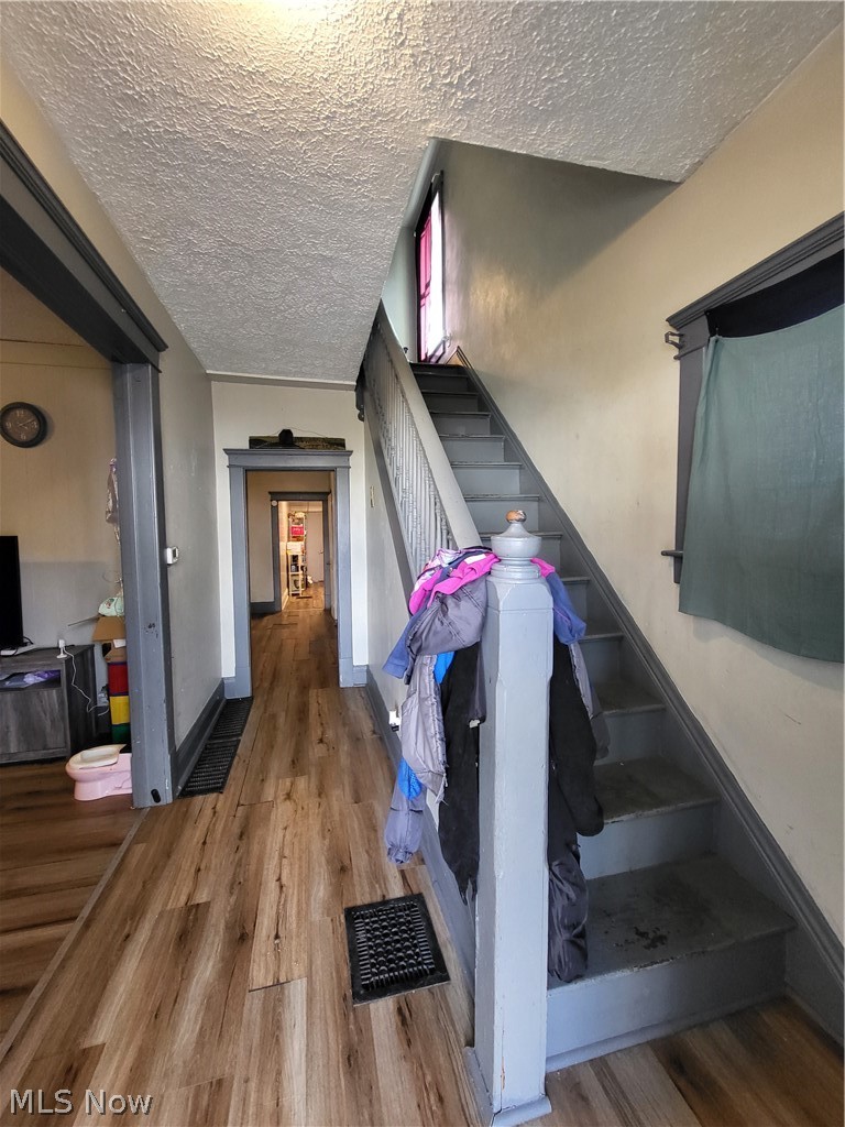 1027 Adams Street Coshocton OH 43812