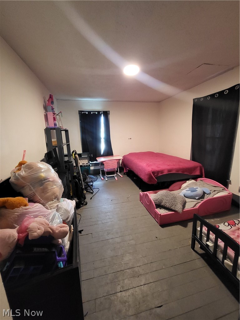 1027 Adams Street Coshocton OH 43812