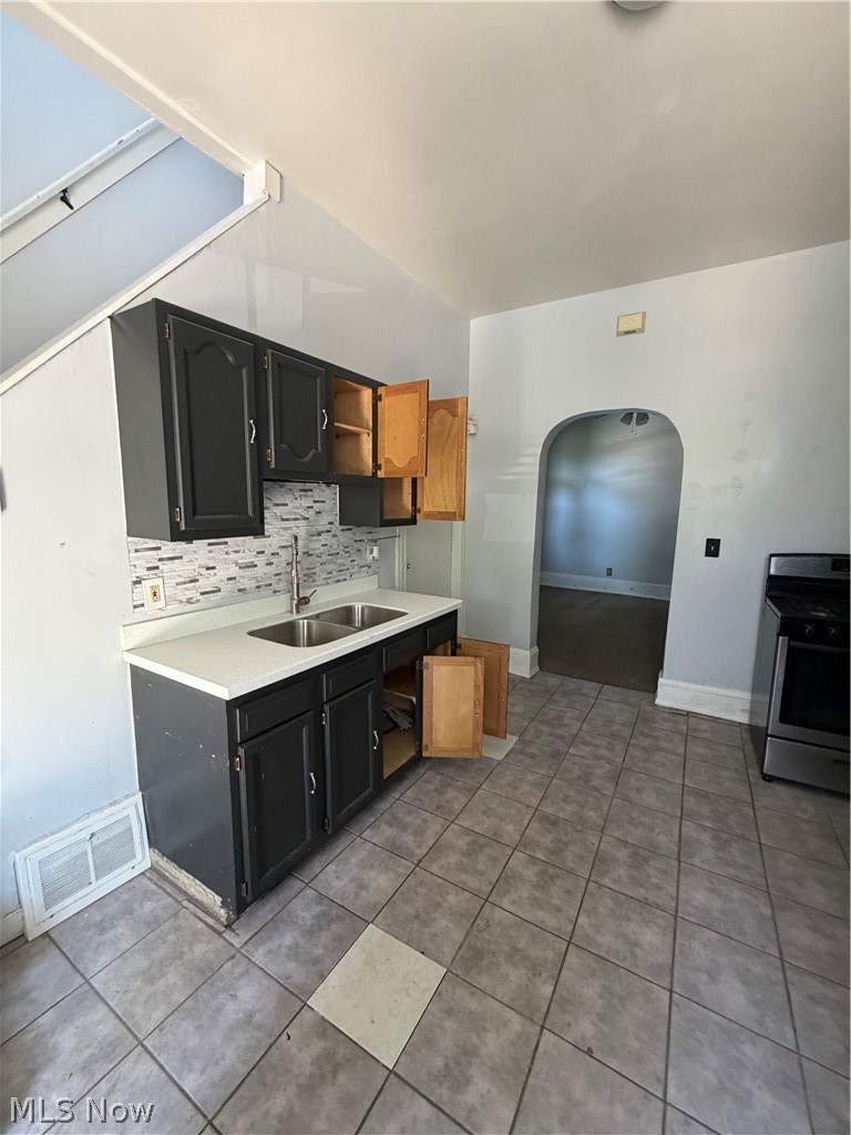 1852-1854 W 45th Street Cleveland OH 44102