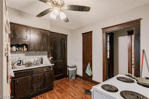 3527 W 125th Street Cleveland OH 44111