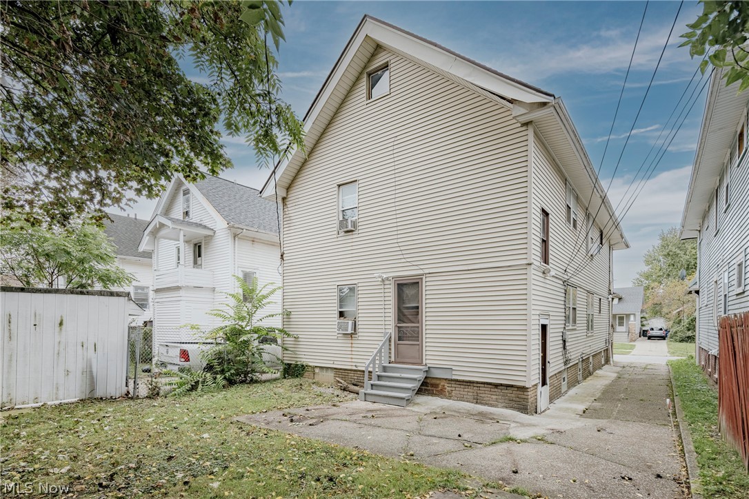 3527 W 125th Street Cleveland OH 44111