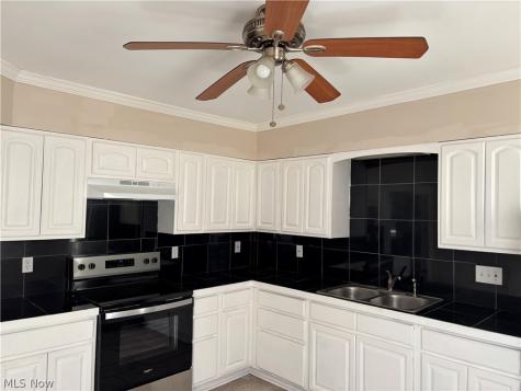 1457 Winchester Avenue Lakewood OH 44107