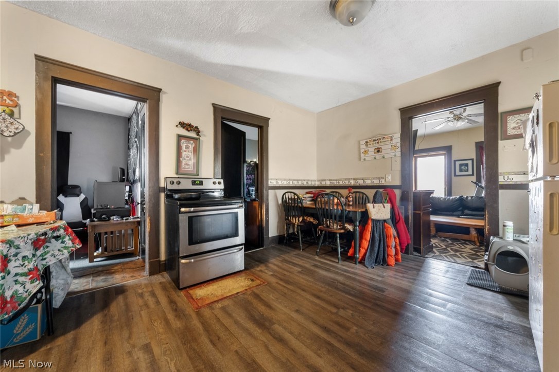 4302 Bridgeview Avenue Newburgh Heights OH 44105