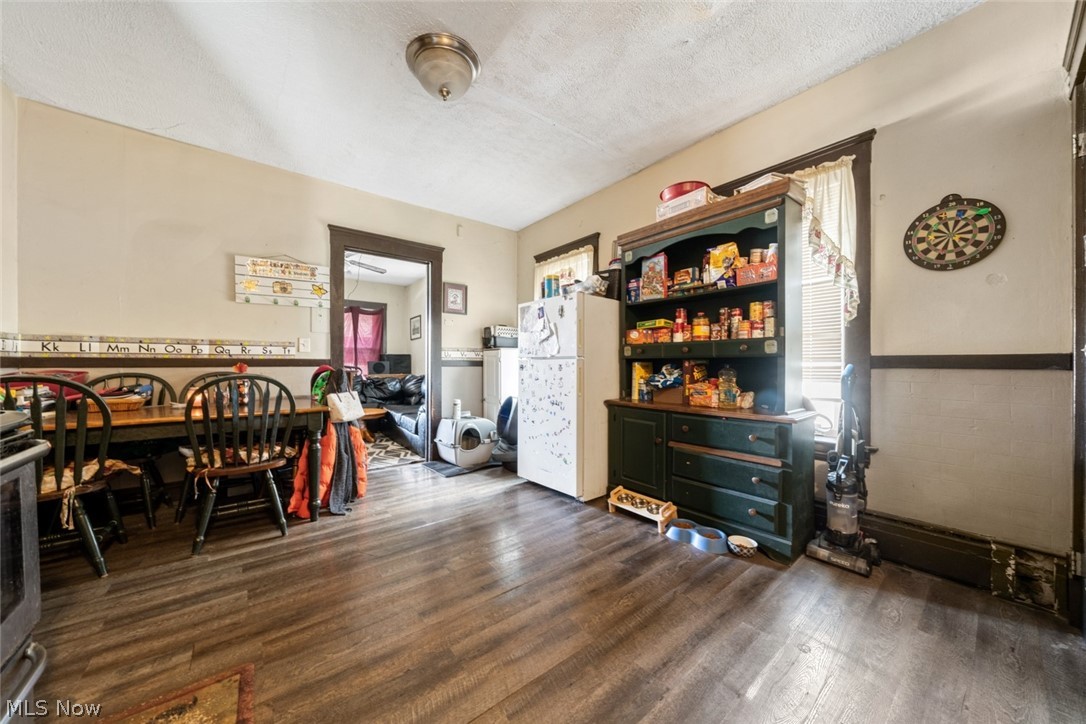 4302 Bridgeview Avenue Newburgh Heights OH 44105