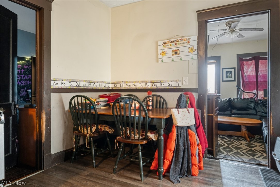 4302 Bridgeview Avenue Newburgh Heights OH 44105