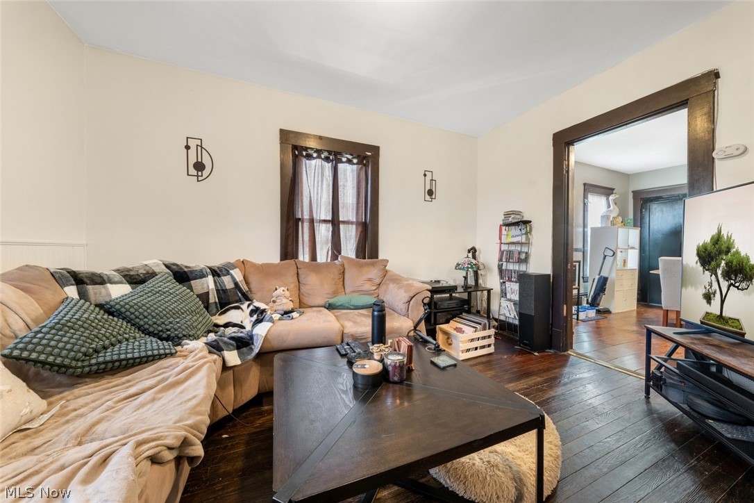 4302 Bridgeview Avenue Newburgh Heights OH 44105