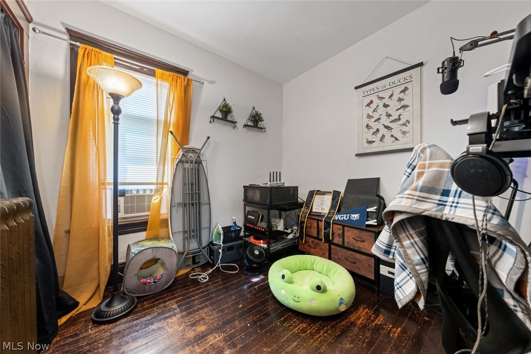 4302 Bridgeview Avenue Newburgh Heights OH 44105