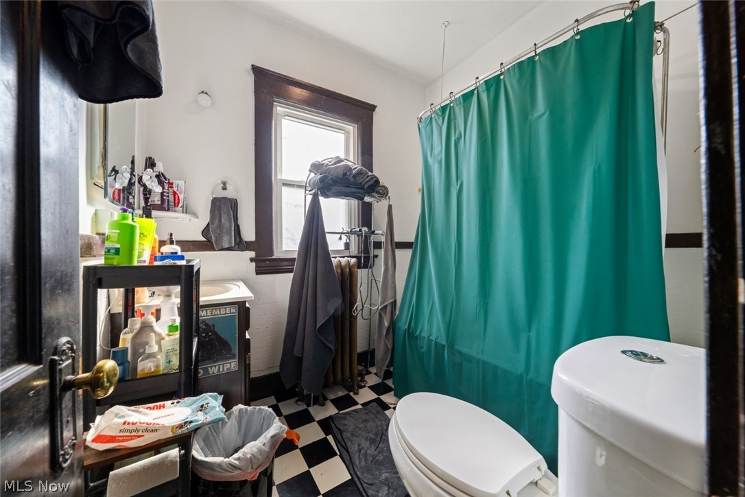 4302 Bridgeview Avenue Newburgh Heights OH 44105