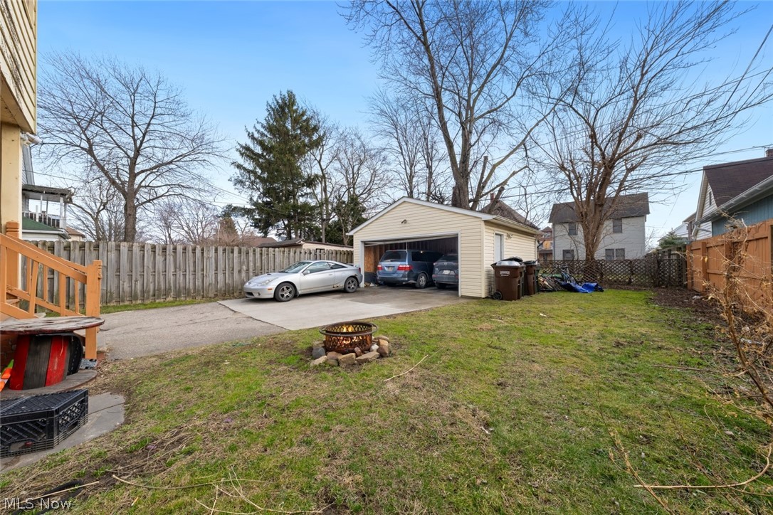 4302 Bridgeview Avenue Newburgh Heights OH 44105