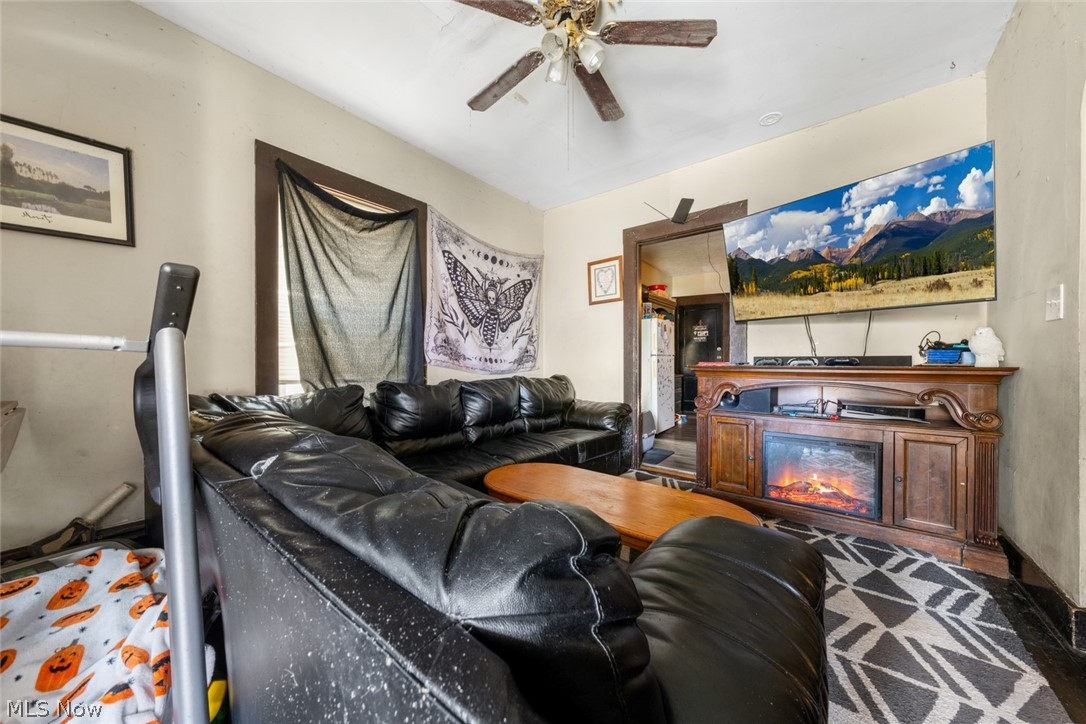 4302 Bridgeview Avenue Newburgh Heights OH 44105