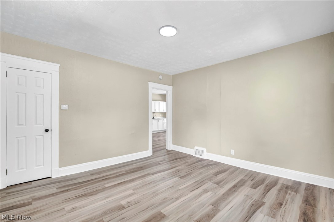 15517 Kipling Avenue Cleveland OH 44110