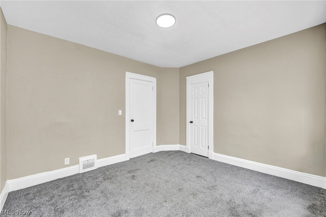15517 Kipling Avenue Cleveland OH 44110