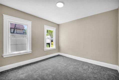 15517 Kipling Avenue Cleveland OH 44110