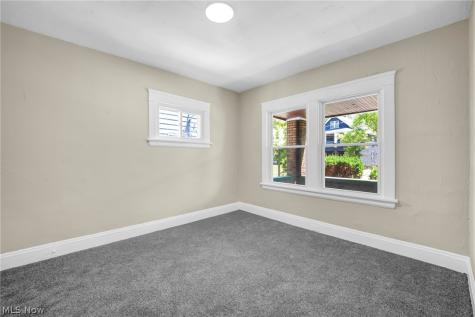 15517 Kipling Avenue Cleveland OH 44110
