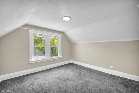 15517 Kipling Avenue Cleveland OH 44110