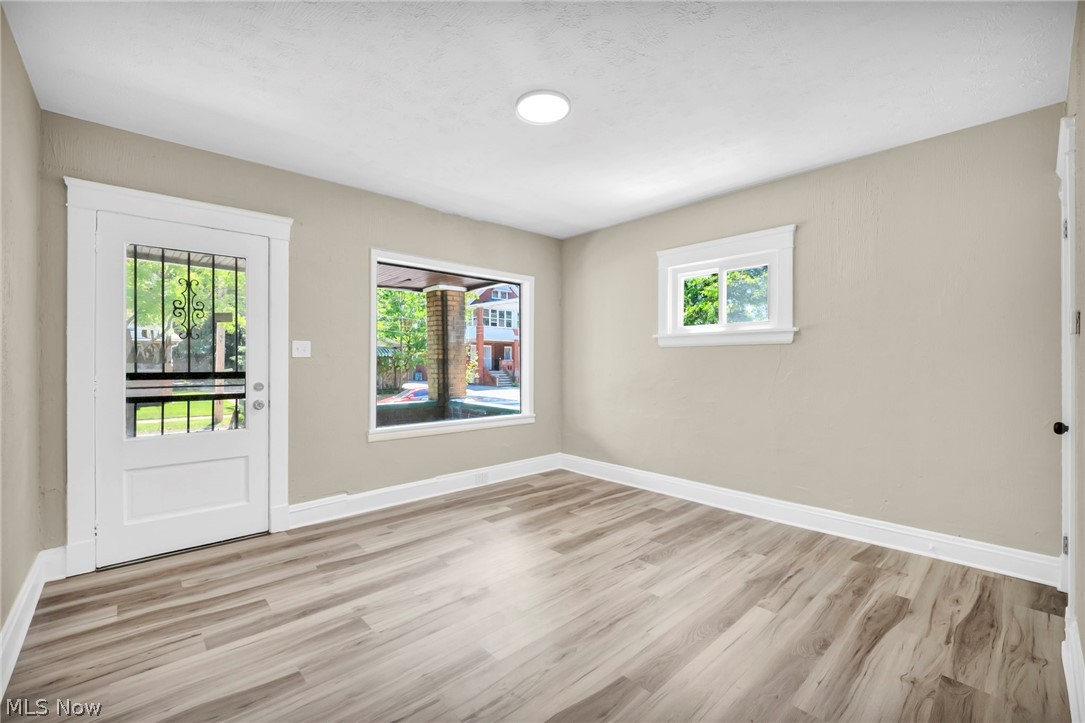 15517 Kipling Avenue Cleveland OH 44110