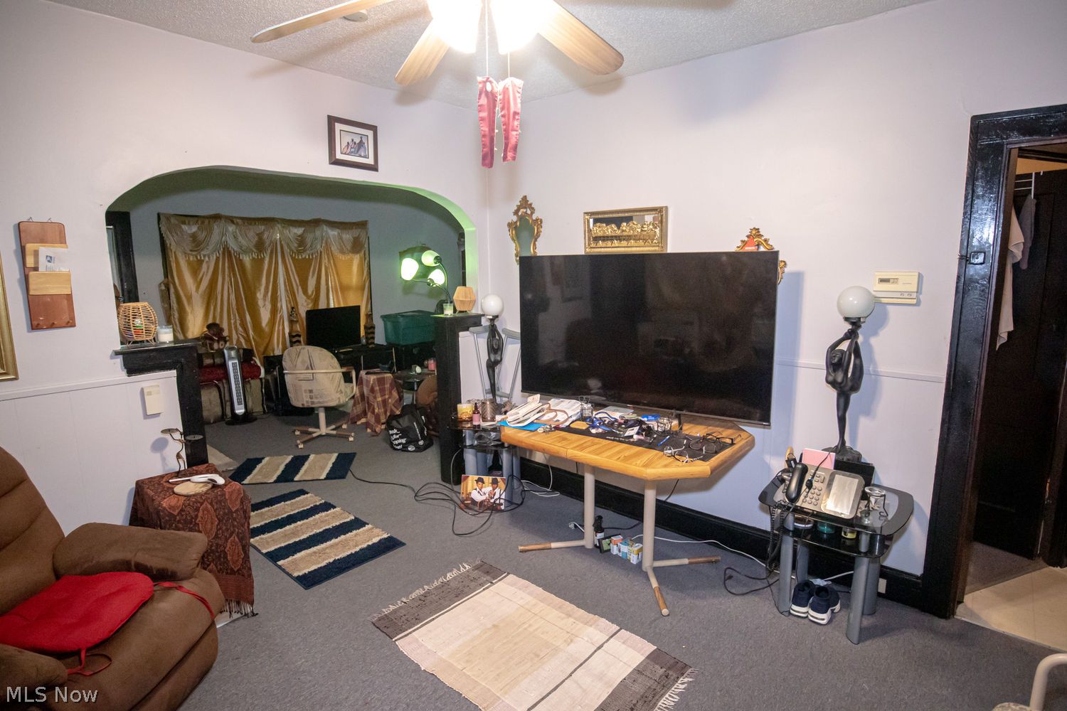13609 Eaglesmere Avenue Cleveland OH 44110