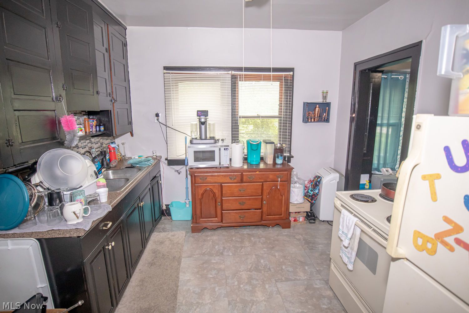 13609 Eaglesmere Avenue Cleveland OH 44110