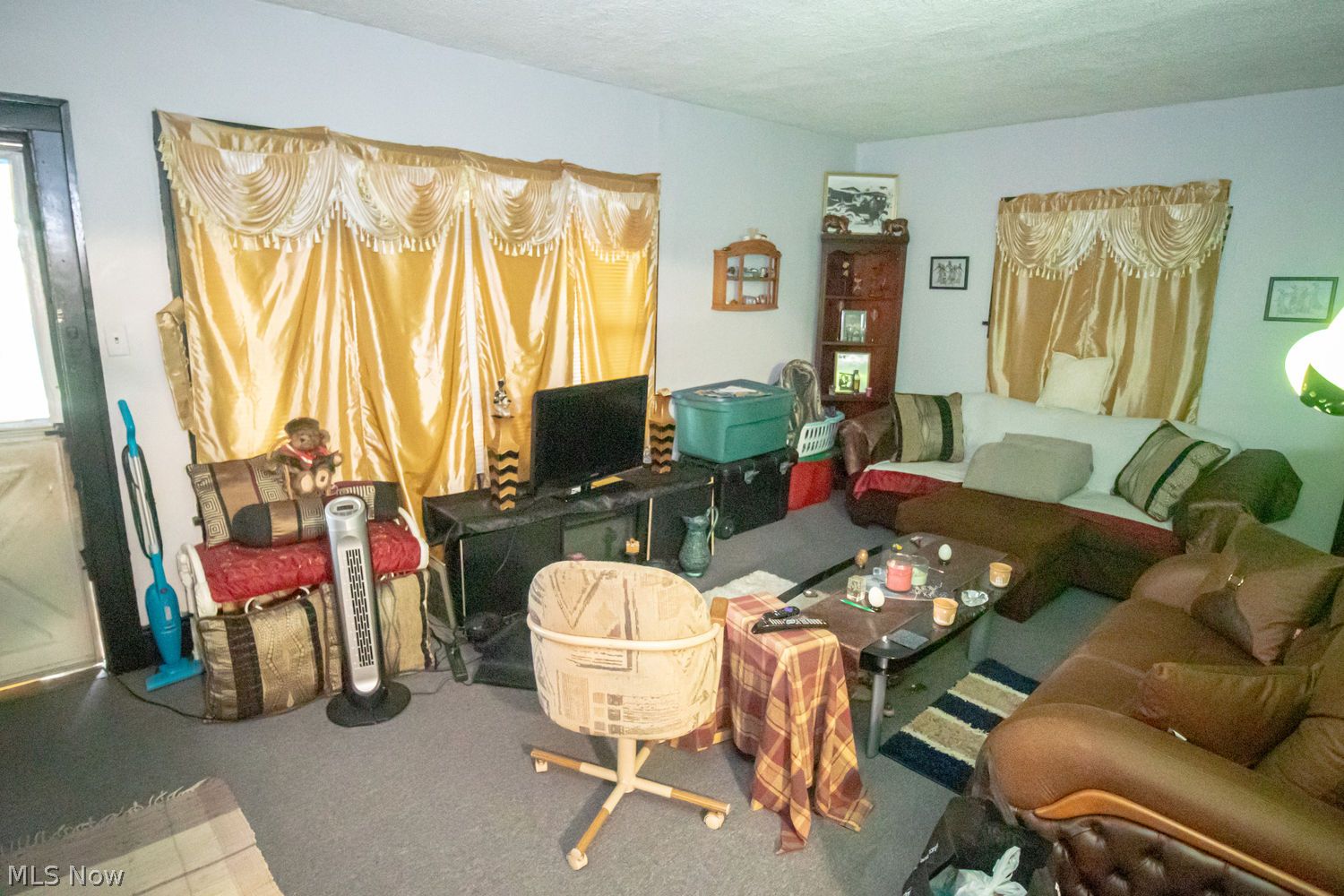 13609 Eaglesmere Avenue Cleveland OH 44110